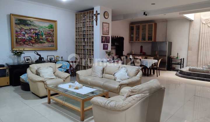 Dijual Rumah Pondok Indah.