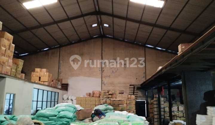 Hurry Viewing!! Ready-to-Use Warehouse in Manukan Wetan, West Surabaya