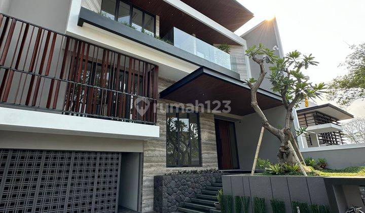 Rumah Mewah Baru Gress Minimalis Citraland Utama Surabaya Barat 2