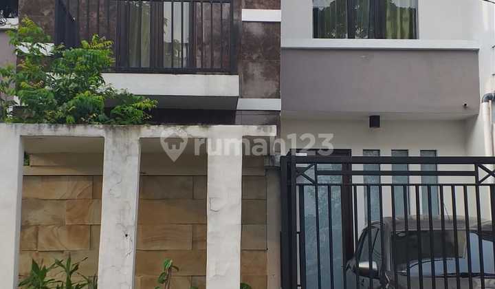 Modern Minimalis 3 Lt Siap Huni Babatan Pratama Wiyung Surabaya 