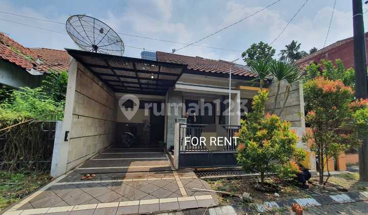 For Rent: Babatan Pratama House, Wiyung, West Surabaya