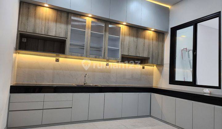 Dijual Rumah Citraland Dekat Dengan G Walk Surabaya Barat 2