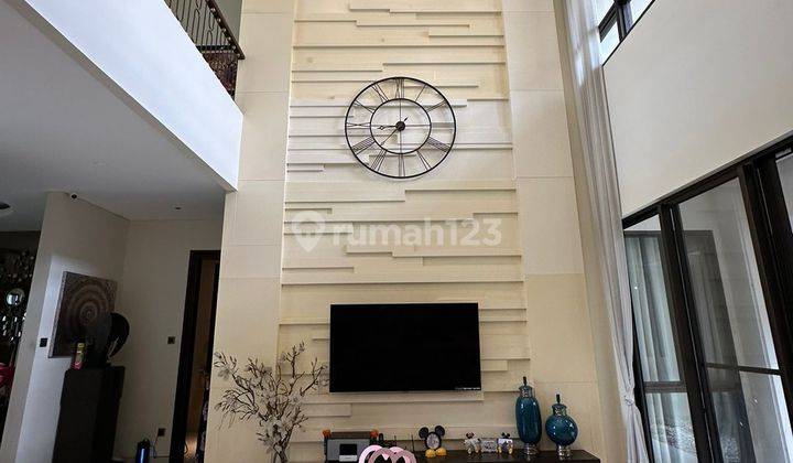 Dijual Rumah Modern Minimalis 2 Lantai Pakuwon Indah Surabaya Barat 2