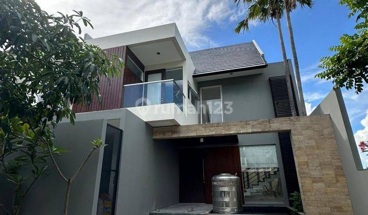 Dijual Cepat Murah Rumah 2 Lantai Graha Famili Surabaya Barat 1