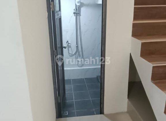 Dijual Rumah 2 Lantai Baru Gress Modern Minimalis Perumahan Menganti Gresik 2