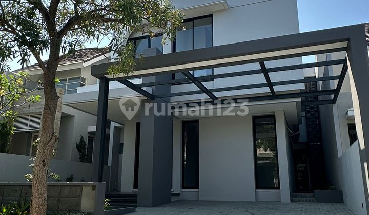 Baru Gress!! Mewah!! Modern Minimalis!! Citraland Utama Surabaya Baru Gress!! Mewah!! Modern Minimalis!! Citraland Utama Surabaya