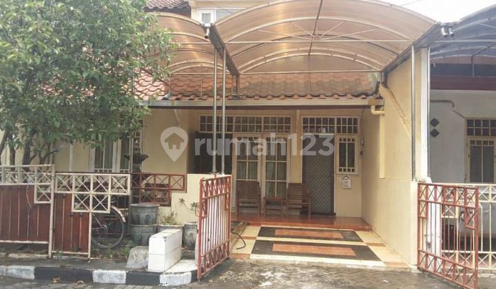 Rumah 2 Lantai Terawat Furnished Babatan Pratama Wiyung Surabaya Rumah 2 Lantai Terawat Furnished Babatan Pratama Wiyung Surabaya