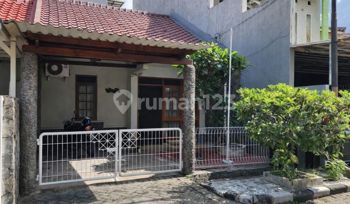 Very Well Maintained House!! Babatan Pratama Wiyung West Surabaya Very Well Maintained House!! Babatan Pratama Wiyung West Surabaya
