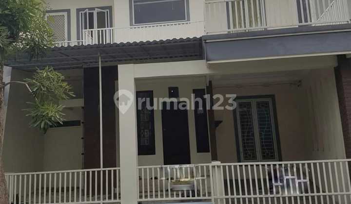 Minimalis Siap Huni Woodland Dekat Radial Road Citraland Surabaya