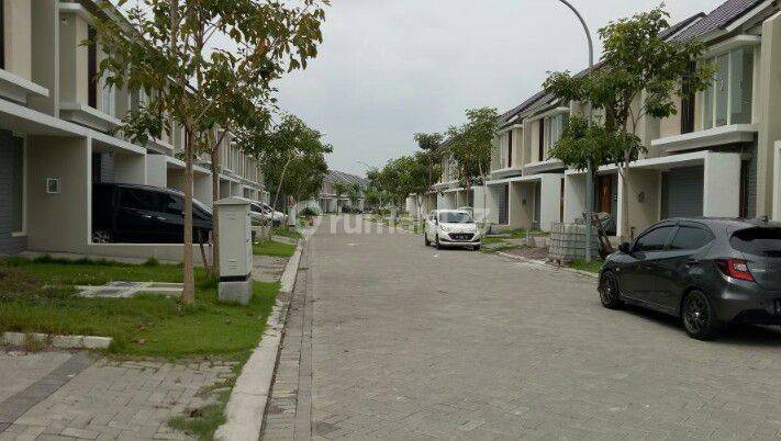 Disewakan Rumah Siap Huni Northwest Park Citraland Surabaya Barat 2