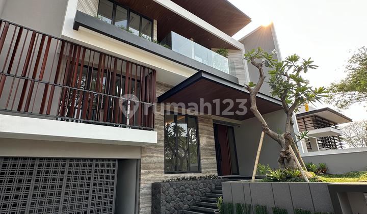 Rumah Baru Gress Split Level Bukit Golf Int Citraland Surabaya 2
