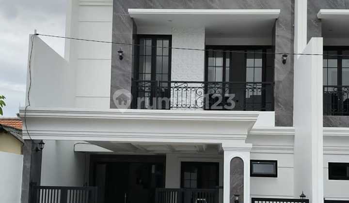 American Classic Mewah!! Araya 2 Surabaya Timur Row Jalan 4 Mobil 1