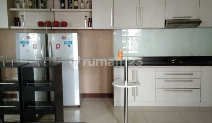 For Rent: Waterplace Tower B Apartment, Furnished, Pakuwon, Surabaya
