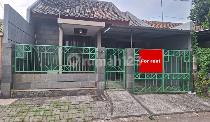 Disewakan Rumah Siap Huni Babatan Pratama Wiyung Surabaya Barat Disewakan Rumah Siap Huni Babatan Pratama Wiyung Surabaya Barat