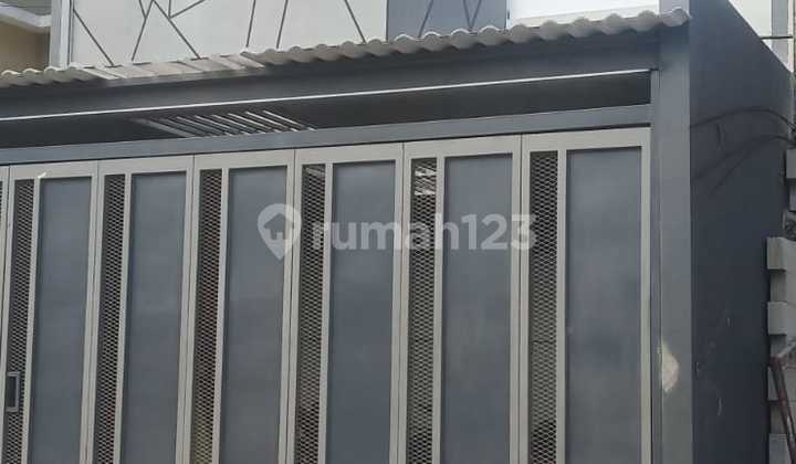 Rumah 2 Lantai Baru Gress Siap Huni Kebraon Surabaya Barat