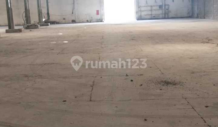 Rent a Warehouse, Ready to Use! No Flooding! Margomulyo, West Surabaya Rent a Warehouse, Ready to Use! No Flooding! Margomulyo, West Surabaya