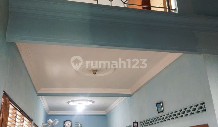 Urban House Near Udinus Campus Semarang 2