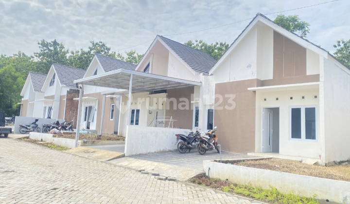 Cluster House in Ngaliyan Semarang, Price Under 500 Million 1