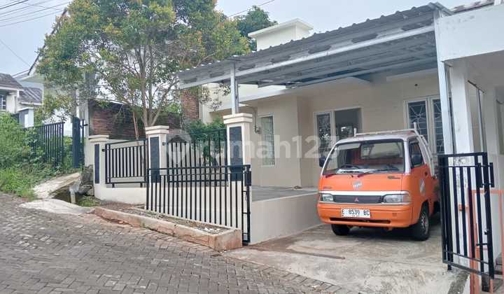 Rumah Terasnya Luas Siap Huni di Ngaliyan Semarang 1