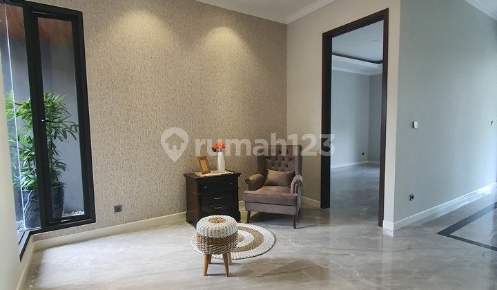 Semi Furnished Ready to Live In Luxury Waterfront Home in Citraland Surabaya 2