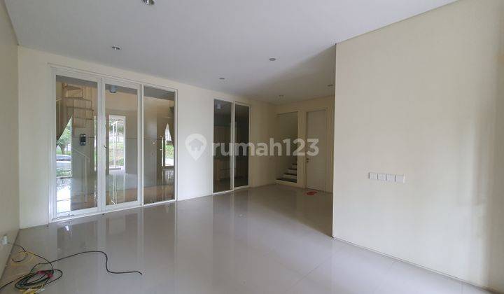 Rumah Minimalis Buona Vista Citraland Surabaya Barat 2