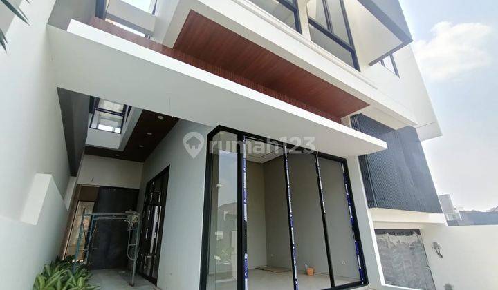 Rumah Brand New Luxury Minimalis Siap Huni Waterfront Citraland Surabaya Barat 2