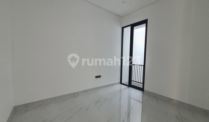 New Ready-to-Occupy Millennial House 3 Floors Woodland Citraland Utama West Surabaya 2