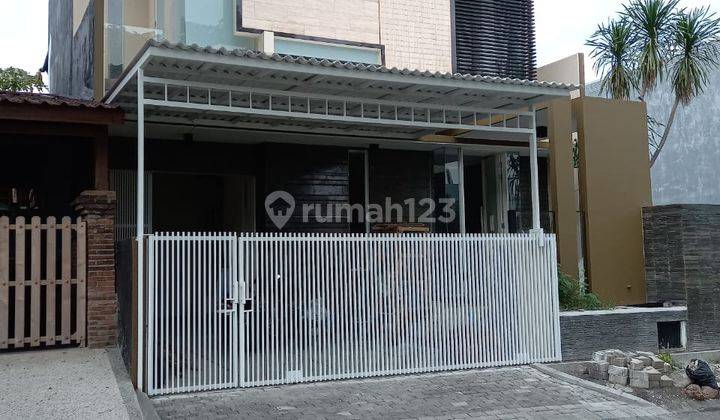 Rumah Minimalis Termurah SHM Raffles Garden Siap Huni Surabaya Barat  1