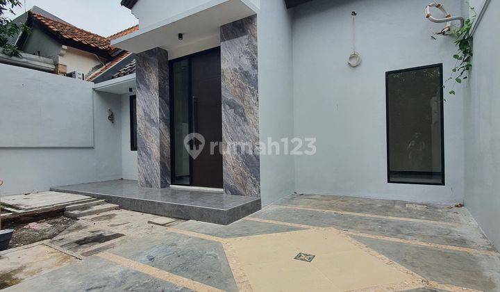 Rumah Fully Renov Siap Huni Model Attic Taman Puspa Raya Surabaya Barat, Surabaya 1