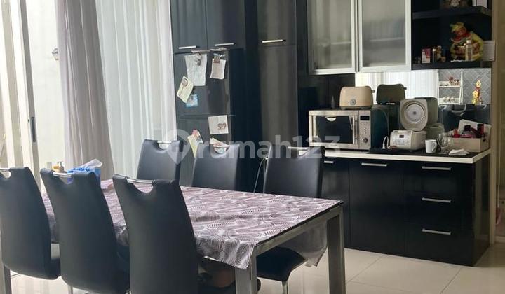 Ready-to-Occupy Minimalist 2nd House in Citraland Alam Hijau Surabaya 2