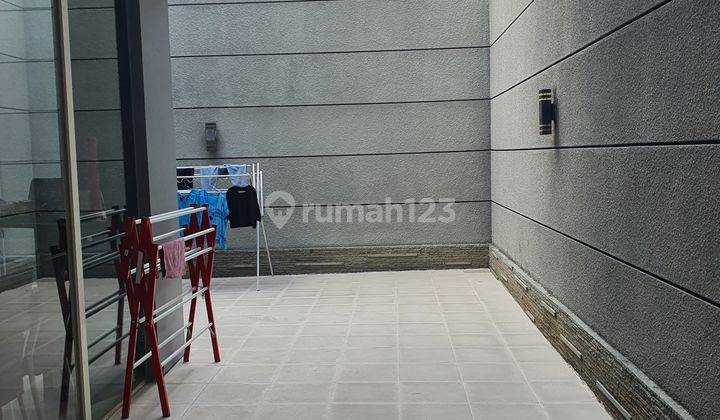 Rumah Modern Minimalis Siap Huni Eastwood Citraland Surabaya Barat 2