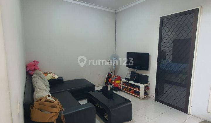 Rumah Minimalis Siap Huni di Qweenstown Citraland Utama Surabaya Barat, Surabaya 2