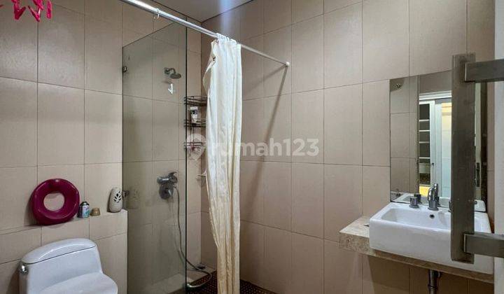 kamar mandi runah furnished sia huni taman