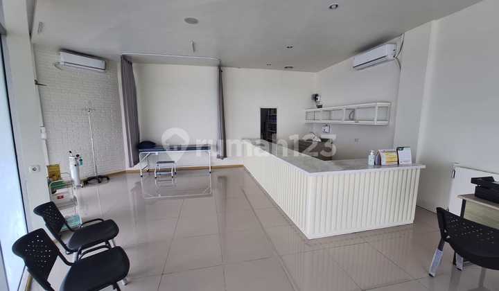 Ruko Strategically Located in Commercial Area G Walk Citraland West Surabaya 2