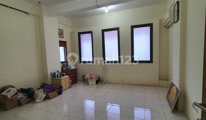 Mangga Dua Ruko, Strategic Location, Double Way, Jagir, Surabaya 2