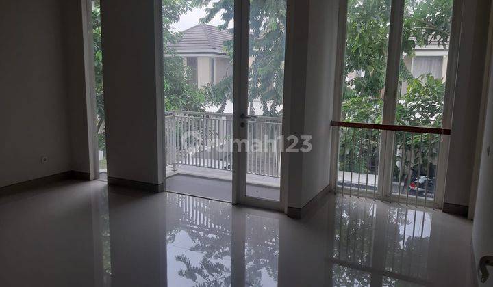 Rumah Minimalis Baru Gress di Greenlake Citraland Surabaya Barat, Surabaya 2