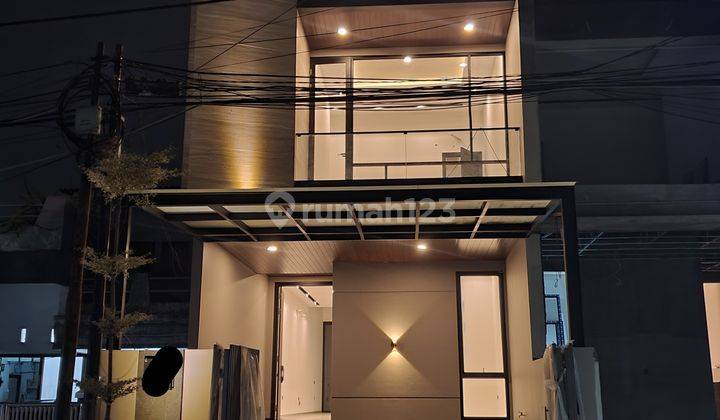 Rumah New Modern Tropical Siap Huni di Kupang Baru Dukuh Pakis Surabaya, Surabaya 1