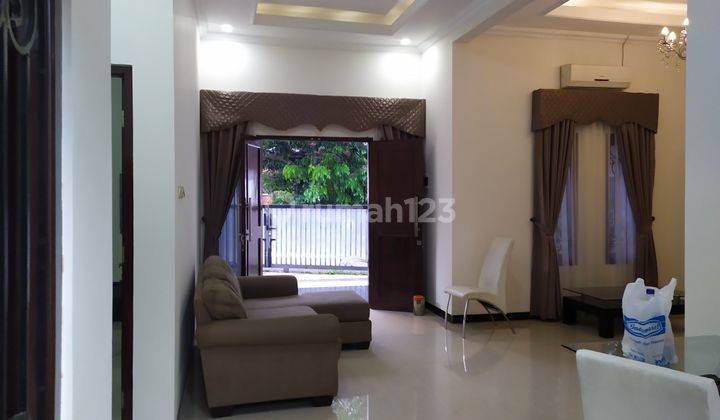 Rumah Bagus Semi Furnished SHM di Gunung Pati, Semarang 5