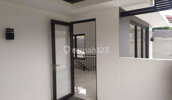 Dijual Rumah SHM 2 Lt Depan Ppg Unnes Sampangan Gajah Mungkur  3