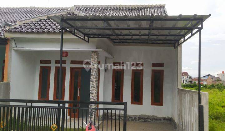 Dijual Rumah Minimalis Modwrn Harga Murah Blelakang  Podomoro 2