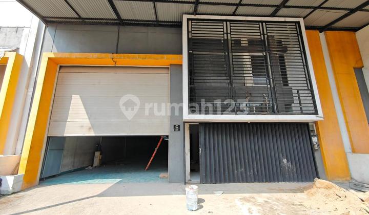 Bizpark Penggilingan 2-Story Warehouse + Office Cluster with Container Access Bizpark Penggilingan 2-Story Warehouse + Office Cluster with Container Access