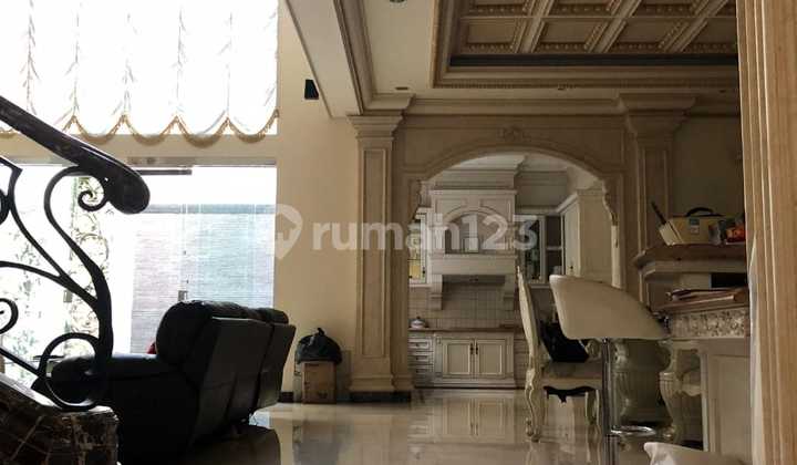 Classic Mediterranean House Lift Sunter Paradise Garden Bisma Sts Agung Tengah