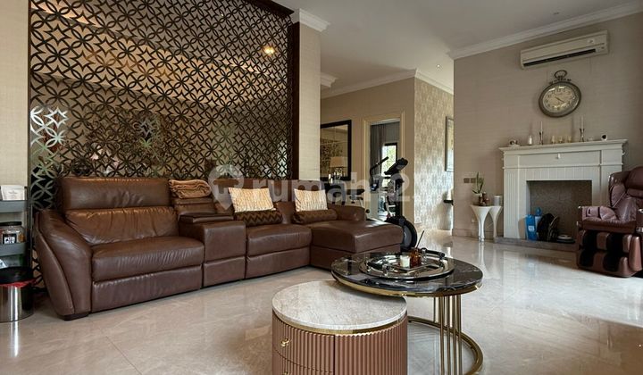 Rumah American Classic Senopati Gunawarman CIkatomas Kertanegara Wolter Monginsidi Hook Rumah American Classic Senopati Gunawarman CIkatomas Kertanegara Wolter Monginsidi Hook