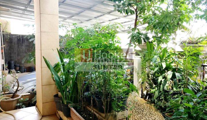 Rumah Pulomas Utara Kokoh Model Classic Siap Huni 2