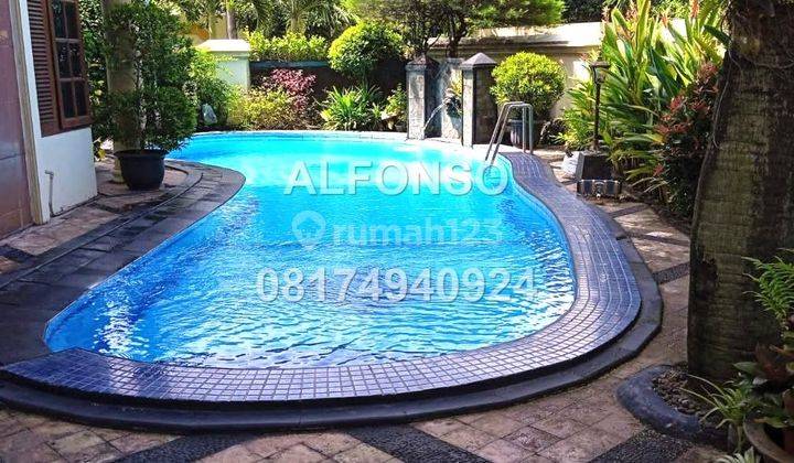 Rumah Design Classic With Private Pool Metro Pondok Indah 2