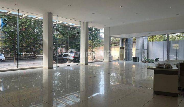 Gedung Ex Showroom + Bengkel Mobil Danau Sunter Utara 2