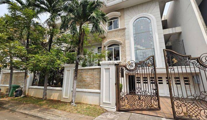 RUMAH CLASSIC BUKIT GADING MEDITERANIA HADAP TAMAN  1