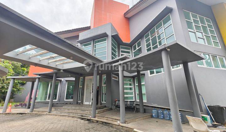 Rumah Hook Gandaria Kebayoran Baru Harga Butuh Uang 1