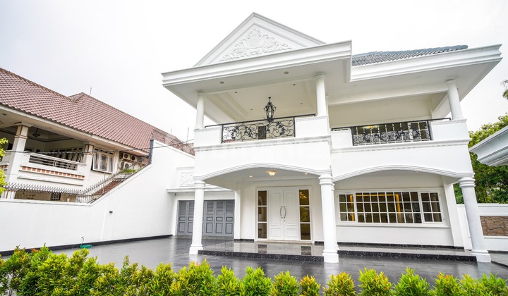 Rumah Classic Cantik Kemang Mampang Warung Buncit Bangka Tendean Senopati Siap Huni