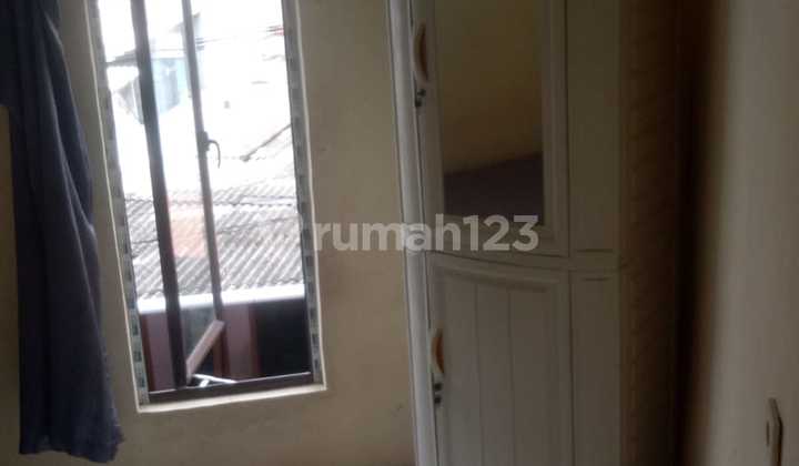 Kost Putra di Cempaka Putih Barat 1